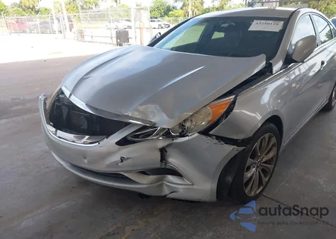 2013 Hyundai Sonata Se z USA, uszkodzony, nr VIN 5NPEC4ACXDH615242